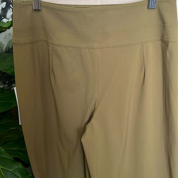 Athleta Cosmic Wide Leg Pants Size 6 - Picture 4 of 6